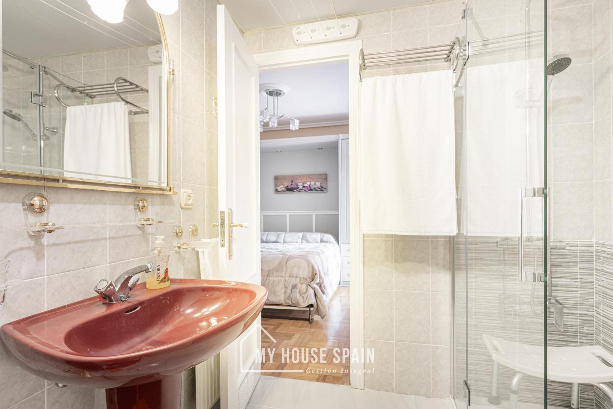 Myhousespain - Amplio Apartamento Con Vistas En Pleno Centro Gijón Buitenkant foto