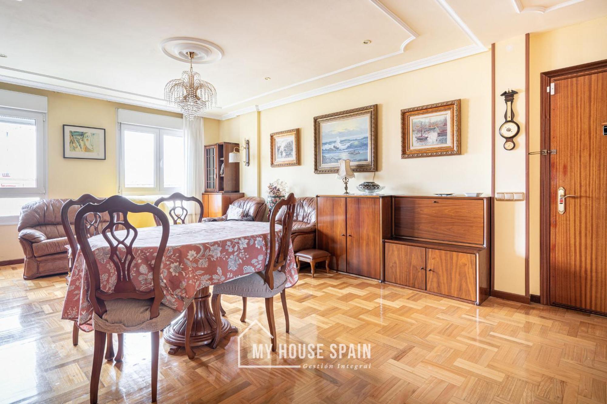 Myhousespain - Amplio Apartamento Con Vistas En Pleno Centro Gijón Buitenkant foto
